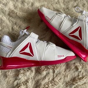 NWT Reebok Pink/White Legacy Lifter Shoes - W8.5 US